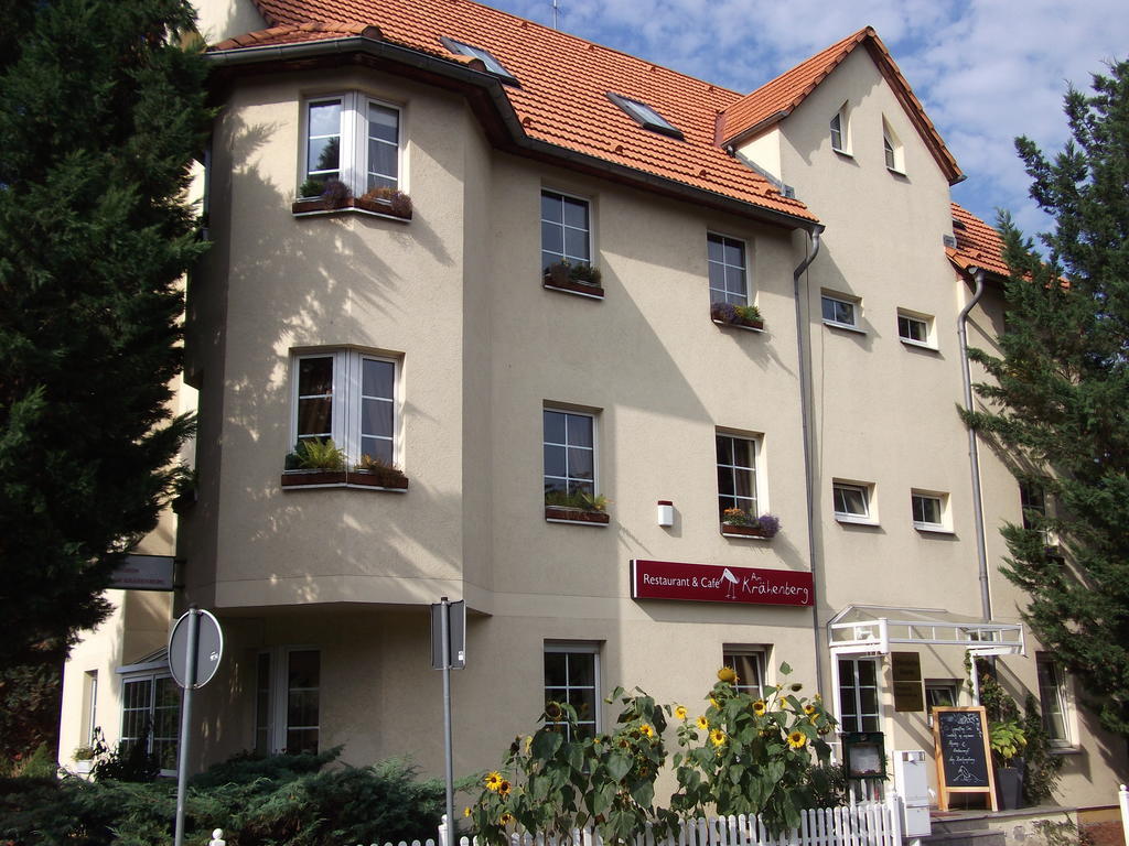 Pension & Cafe Am Kraehenberg Halle  Ngoại thất bức ảnh