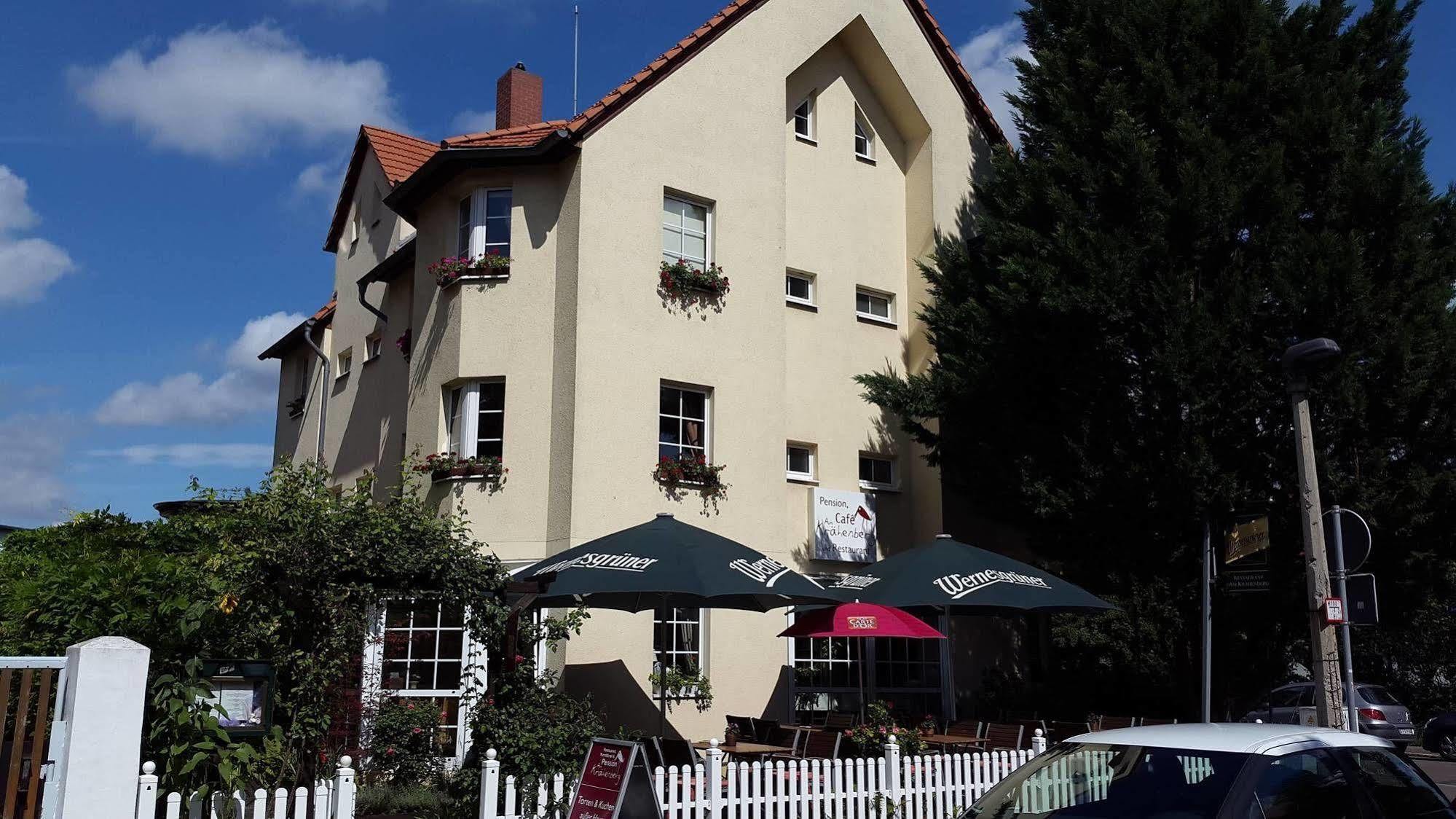 Pension & Cafe Am Kraehenberg Halle  Ngoại thất bức ảnh
